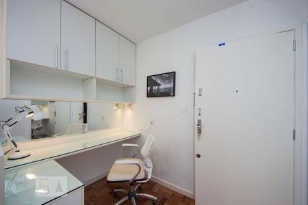 Sala de casa de condomínio para alugar com 1 quarto, 33m² em Independência, Porto Alegre