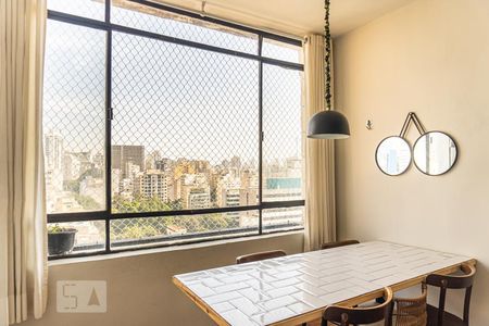 Sala de apartamento à venda com 2 quartos, 90m² em Vila Buarque, São Paulo