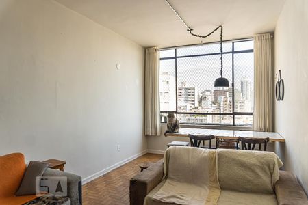 Sala de apartamento à venda com 2 quartos, 90m² em Vila Buarque, São Paulo