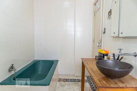 Apartamento à venda com 90m², 2 quartos e sem vagaBanheiro