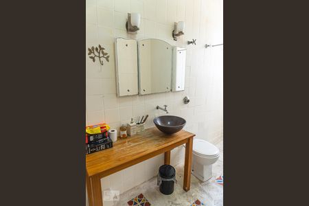 Apartamento à venda com 90m², 2 quartos e sem vagaBanheiro