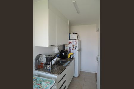 Apartamento para alugar com 75m², 2 quartos e 1 vagaCozinha - Detalhes