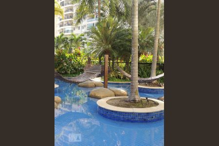 Apartamento para alugar com 75m², 2 quartos e 1 vagaÁrea comum - Piscina