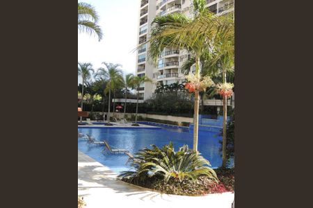 Apartamento para alugar com 75m², 2 quartos e 1 vagaÁrea comum - Piscina 2