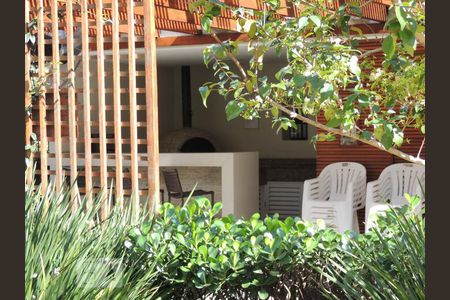 Apartamento para alugar com 75m², 2 quartos e 1 vagaÁrea comum - Churrasqueira