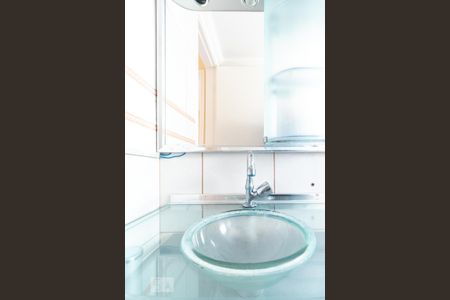 Apartamento para alugar com 57m², 2 quartos e 1 vagaBanheiro - Torneira