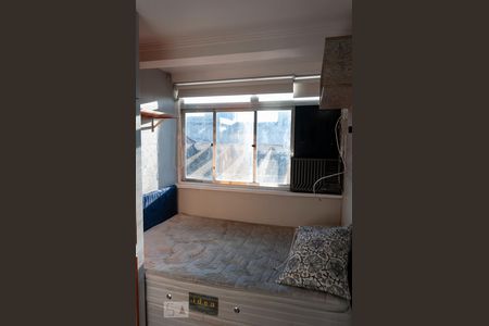 Quarto de apartamento para alugar com 1 quarto, 28m² em Teresópolis, Porto Alegre