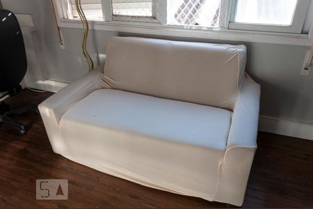 Sala de apartamento para alugar com 1 quarto, 28m² em Teresópolis, Porto Alegre