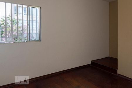 Quarto 1 de casa para alugar com 2 quartos, 141m² em Vila Alexandria, São Paulo