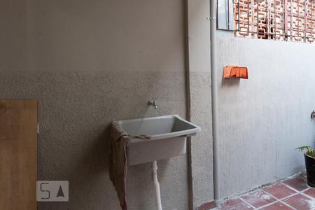 Casa para alugar com 141m², 2 quartos e 1 vagaÁrea de Serviço