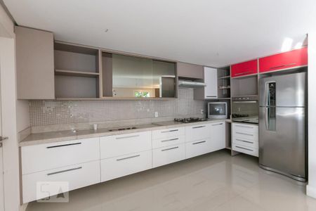 Cozinha de casa de condomínio à venda com 3 quartos, 241m² em Tristeza, Porto Alegre