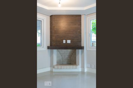 Sala de casa de condomínio à venda com 3 quartos, 241m² em Tristeza, Porto Alegre