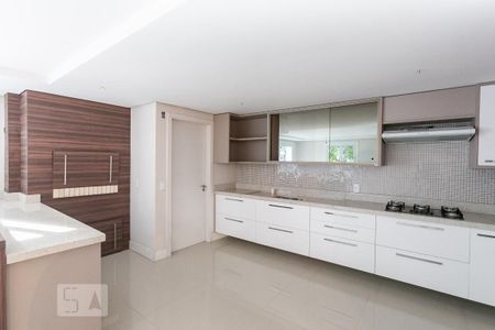 Cozinha de casa de condomínio à venda com 3 quartos, 241m² em Tristeza, Porto Alegre