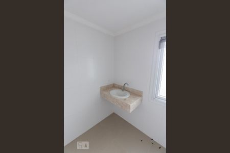 Casa de condomínio à venda com 241m², 3 quartos e 2 vagasBanheiro do Terraço