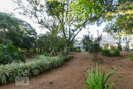 Casa de condomínio à venda com 241m², 3 quartos e 2 vagasÁrea comum