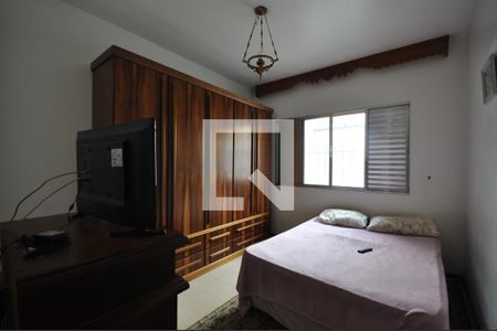 Casa à venda com 390m², 3 quartos e 2 vagasQuarto 3