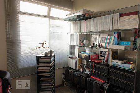 Apartamento à venda com 200m², 4 quartos e 1 vagaQuarto 1