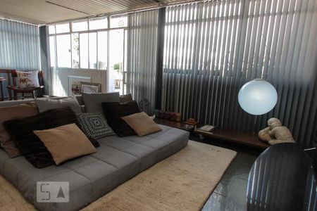 Apartamento à venda com 200m², 4 quartos e 1 vagaCobertura