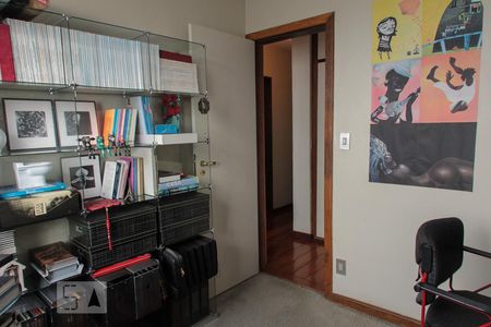 Apartamento à venda com 200m², 4 quartos e 1 vagaQuarto 1