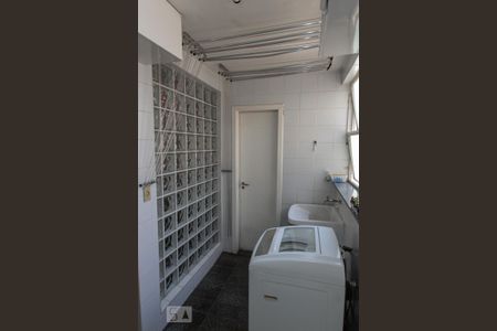 Apartamento à venda com 200m², 4 quartos e 1 vagaÁrea de Serviço