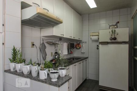 Apartamento à venda com 200m², 4 quartos e 1 vagaCozinha