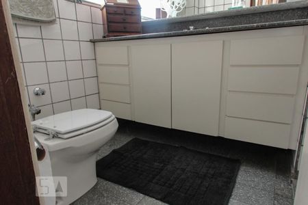 Apartamento à venda com 200m², 4 quartos e 1 vagaBanheiro da Suíte