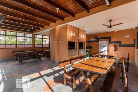 Apartamento para alugar com 58m², 2 quartos e 1 vaga Apartamento para alugar com 58m², 2 quartos e 1 vagaÁrea comum - Churrasqueira