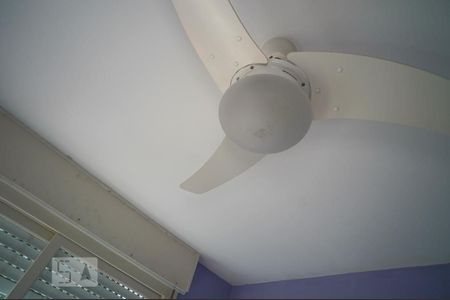 Apartamento à venda com 77m², 2 quartos e 1 vagaQuarto 2