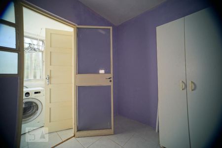 Apartamento à venda com 77m², 2 quartos e 1 vagaQuarto empregados