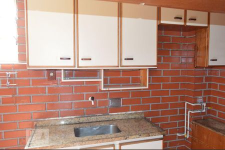 Apartamento à venda com 80m², 3 quartos e 1 vagaCozinha e Área de Serviço