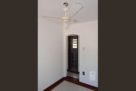 Quarto 1 de apartamento à venda com 3 quartos, 80m² em Santa Rosa, Niterói