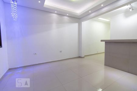 Sala de casa para alugar com 2 quartos, 80m² em Parque Continental Ii, Guarulhos
