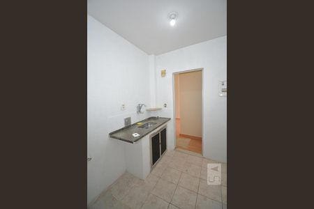 Apartamento para alugar com 84m², 2 quartos e sem vagaCozinha e Área de Serviço