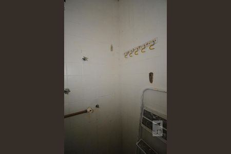 Apartamento para alugar com 84m², 2 quartos e sem vagaBanheiro de Serviço