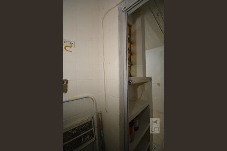 Apartamento para alugar com 84m², 2 quartos e sem vagaBanheiro de Serviço