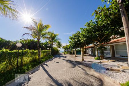 Apartamento para alugar com 150m², 3 quartos e 1 vaga Apartamento para alugar com 150m², 3 quartos e 1 vagaAcesso à praia