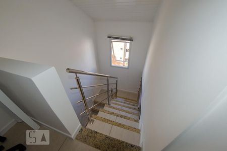 Apartamento para alugar com 150m², 3 quartos e 1 vaga Apartamento para alugar com 150m², 3 quartos e 1 vagaEscada