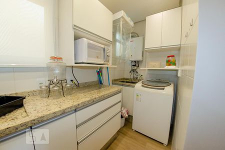 Apartamento para alugar com 150m², 3 quartos e 1 vaga Apartamento para alugar com 150m², 3 quartos e 1 vagaCozinha