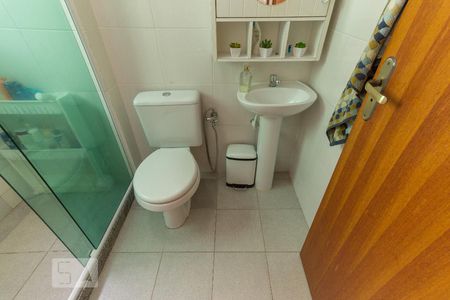 Apartamento à venda com 55m², 2 quartos e sem vaga Apartamento à venda com 55m², 2 quartos e sem vagaBanheiro Social