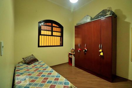 Casa à venda com 302m², 3 quartos e 2 vagasQuarto 3