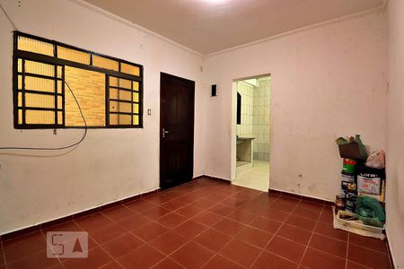 Casa à venda com 302m², 3 quartos e 2 vagasCasa Fundos - Sala
