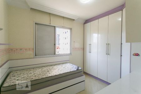 Apartamento à venda com 78m², 3 quartos e 2 vagasQuarto 2
