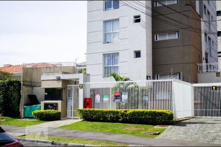 Studio para alugar com 32m², 1 quarto e 1 vaga Studio para alugar com 32m², 1 quarto e 1 vagaFachada