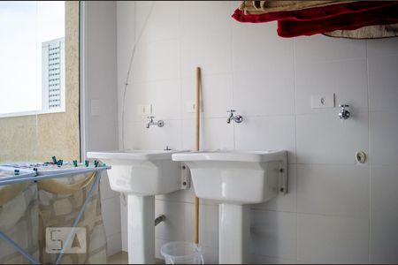 Studio para alugar com 32m², 1 quarto e 1 vaga Studio para alugar com 32m², 1 quarto e 1 vagaÁrea de Serviço