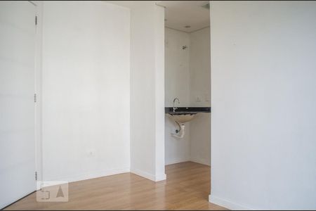 Sala de kitnet/studio para alugar com 1 quarto, 32m² em Cristo Rei, Curitiba