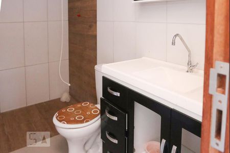 Casa para alugar com 80m², 1 quarto e 1 vaga Casa para alugar com 80m², 1 quarto e 1 vagaBanheiro