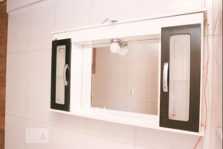 Casa para alugar com 80m², 1 quarto e 1 vaga Casa para alugar com 80m², 1 quarto e 1 vagaBanheiro