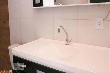 Casa para alugar com 80m², 1 quarto e 1 vaga Casa para alugar com 80m², 1 quarto e 1 vagaBanheiro