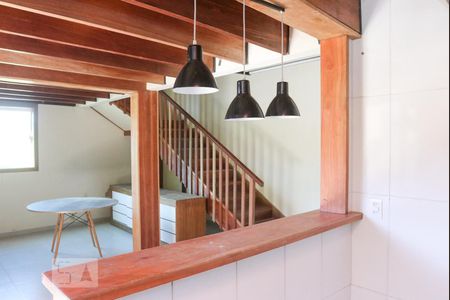 Casa para alugar com 80m², 1 quarto e 1 vaga Casa para alugar com 80m², 1 quarto e 1 vagaCozinha