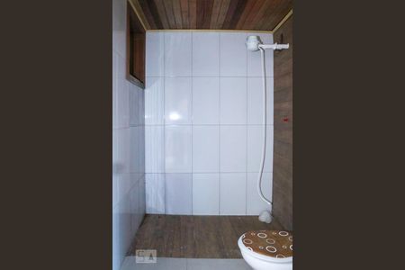 Casa para alugar com 80m², 1 quarto e 1 vaga Casa para alugar com 80m², 1 quarto e 1 vagaBanheiro